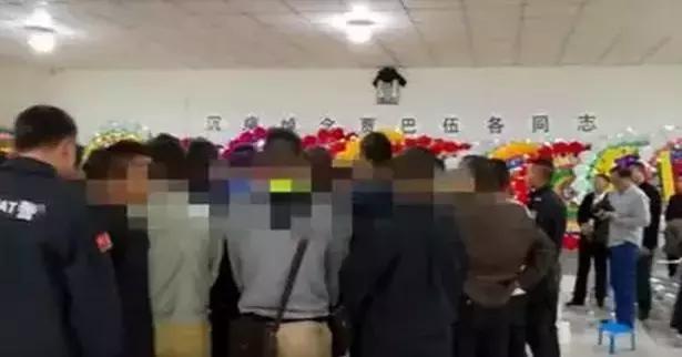 彝族女明星，娱乐圈中的璀璨明星